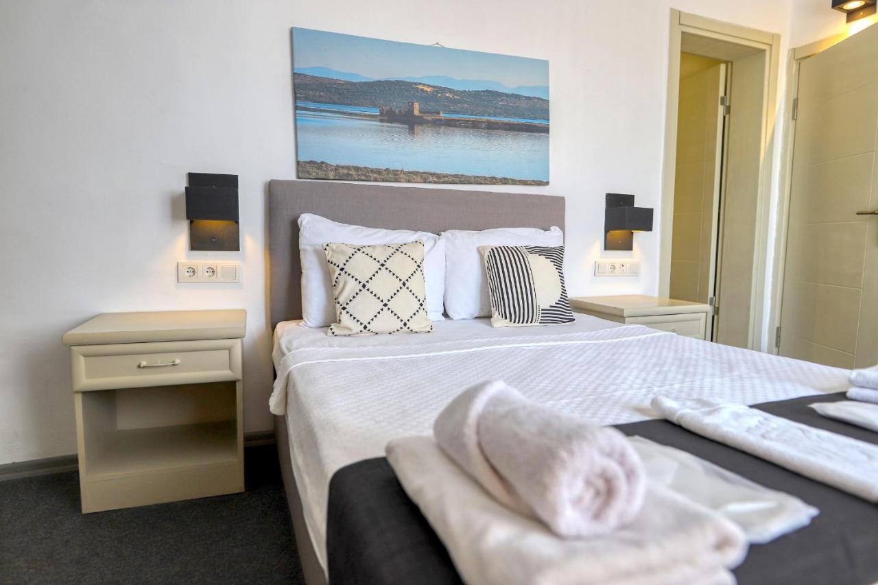 Camlik 87 Hotel Ayvalik Exterior photo