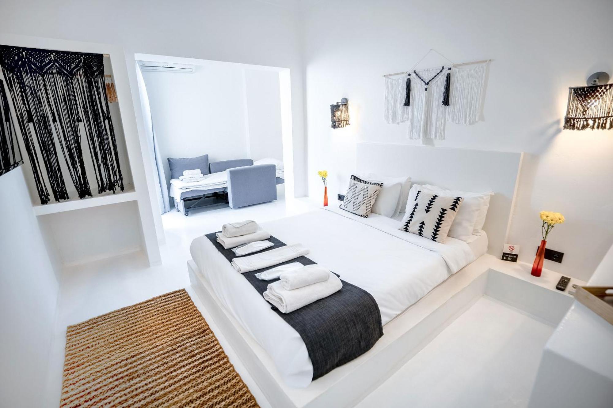 Camlik 87 Hotel Ayvalik Exterior photo